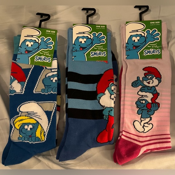 Smurf Adult 3 Pairs of Socks NWT - Picture 1 of 3